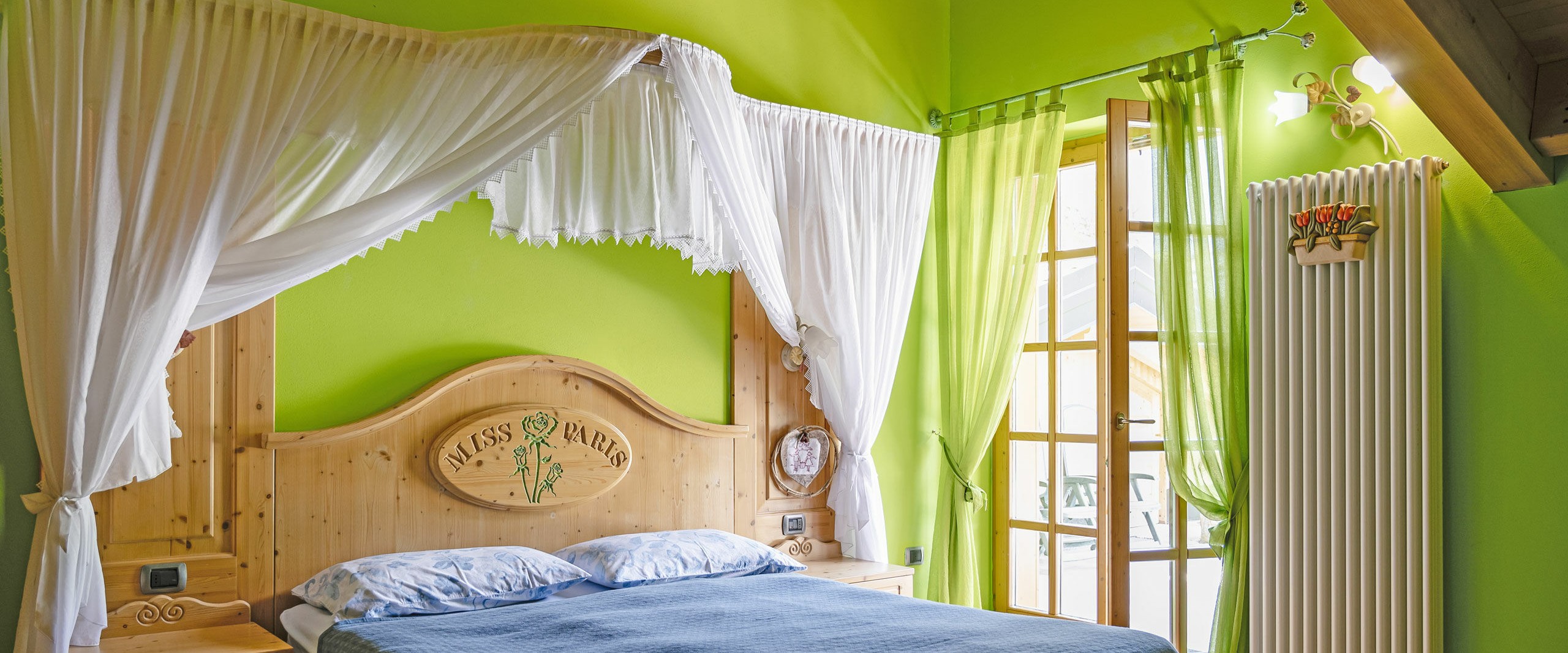 Agritur Maso alle Rose in Cavrasto di Bleggio Superiore, surrounded by greenery and nature, in Trentino Azienda Agricola Maso Paradiso di Pederzolli Diego | The rooms